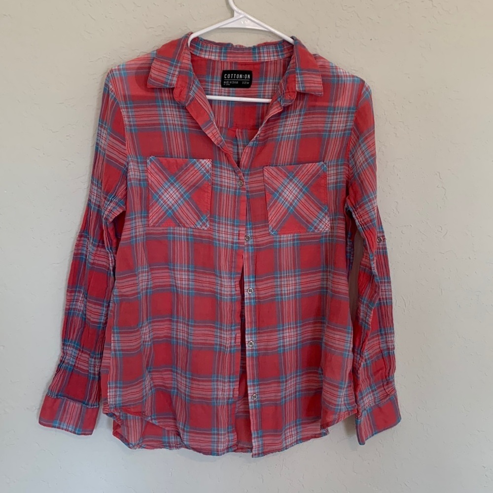 Cotton: On Women’s Medium Button Down